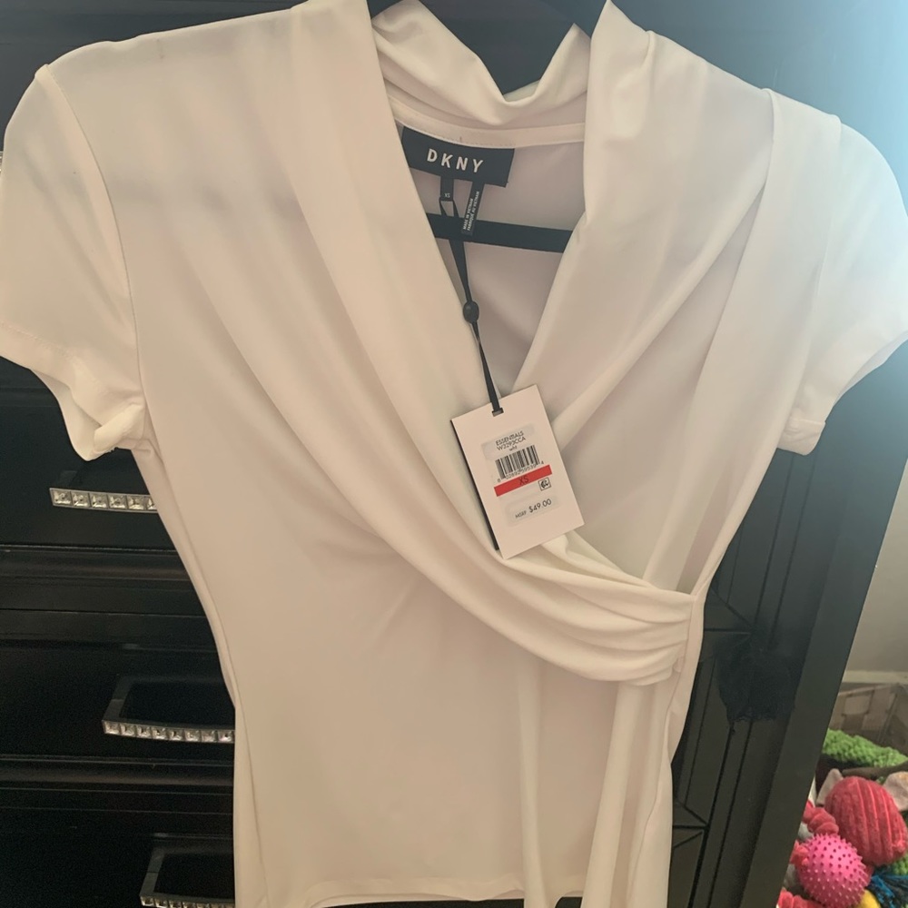 NWT White blouse DKNY